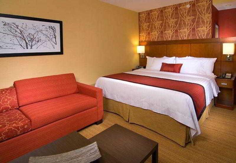 Hotel Courtyard By Marriott York Exterior foto